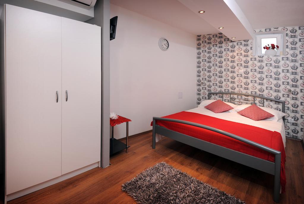 Rooms & Apartment Lasta スプリト 部屋 写真